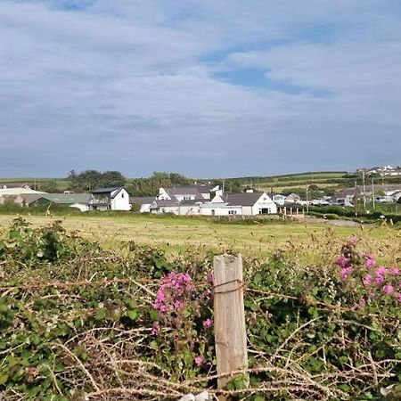 The Lobster Pot Cottage Church Bay Llanrhyddlad ภายนอก รูปภาพ